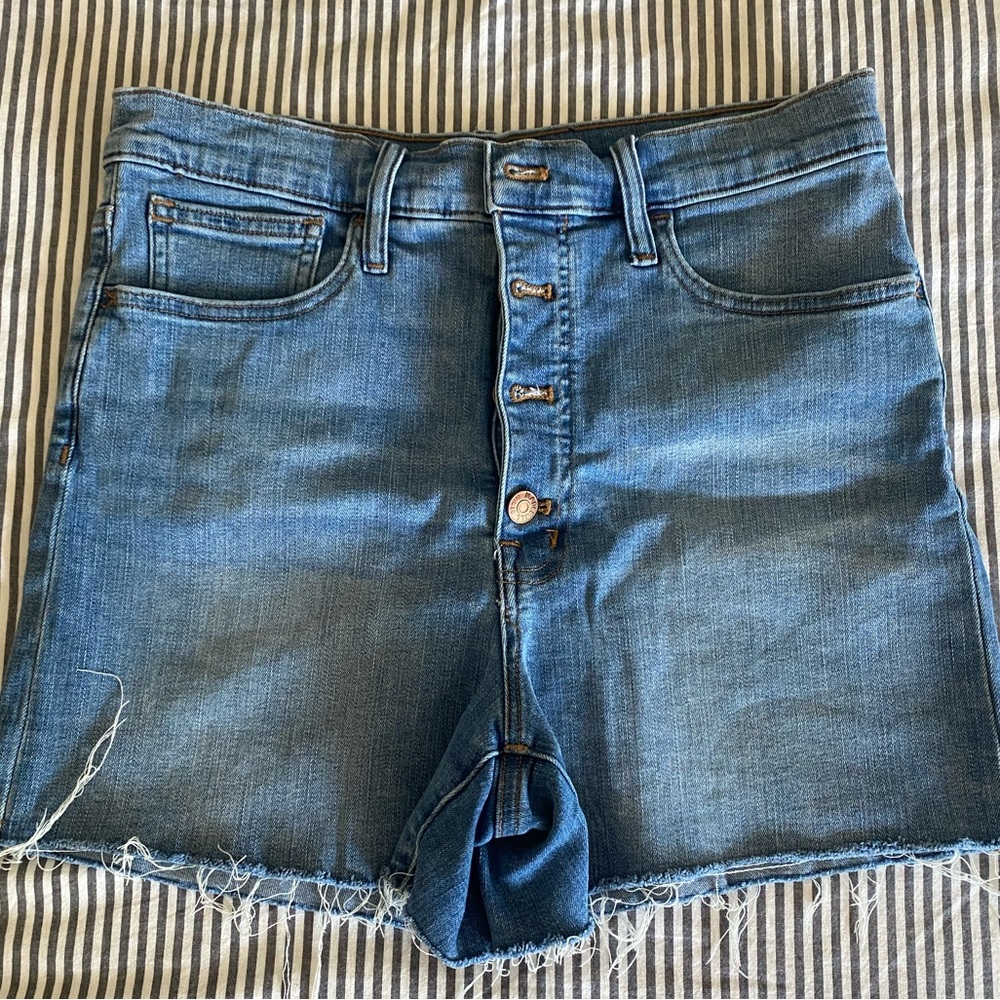 Madewell Button-Fly Cutoff Jean Shorts